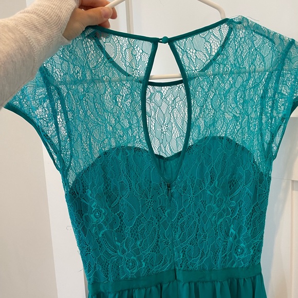 Erin Featherston gown - Picture 3 of 4